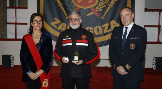 Firefighters de Zaragoza Les pompiers de Zaragoza ont effectue