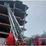 Ils trouvent le corps dune personne dans un batiment abandonne