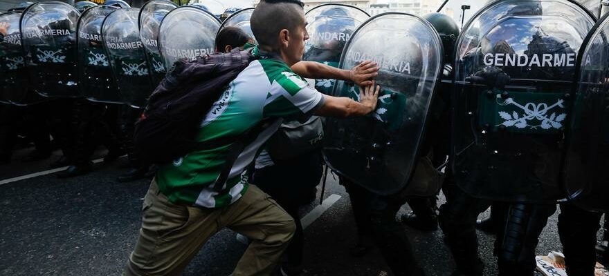 Images choquantes dune manifestation en Argentine qui termine plus de