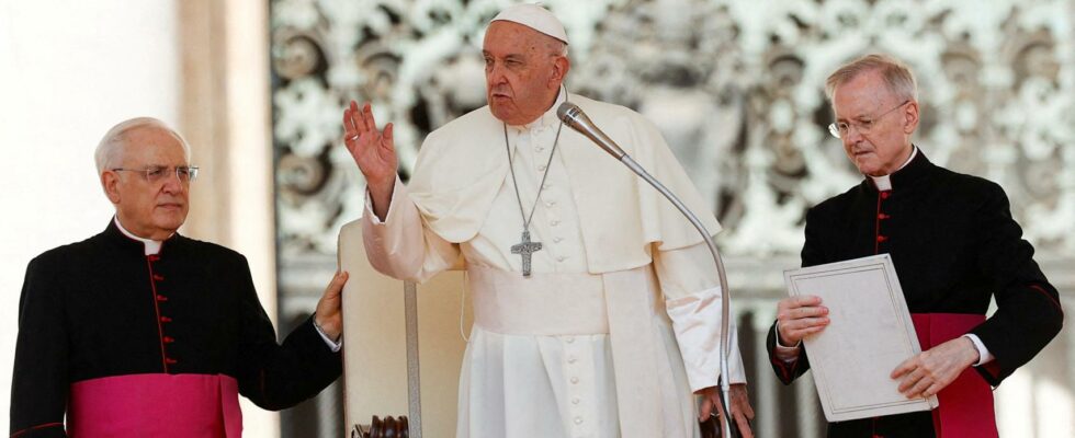 La sante du pape Francois presente des ameliorations legeres bien