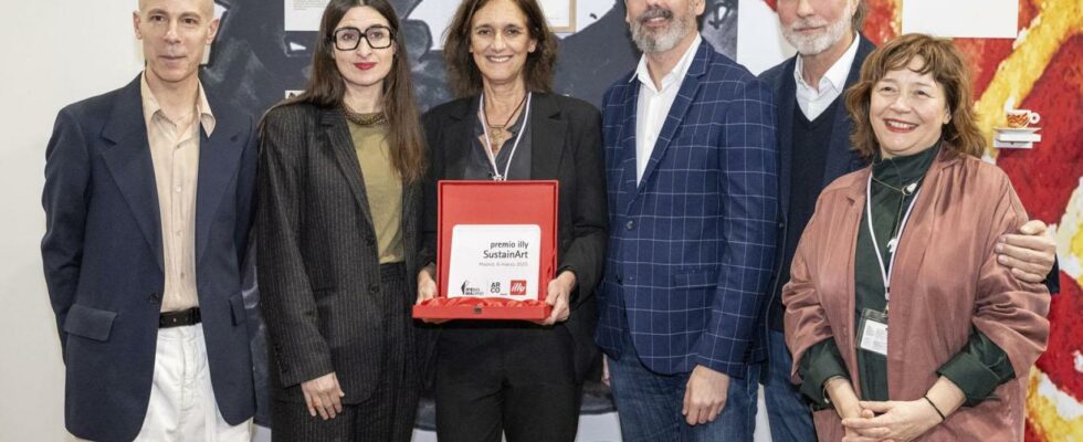 Le Catalan Claudia Pages Illy Sustainart Award en tant quartiste