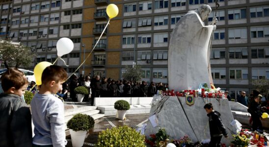 Le pape communique quil est fragile et dans un moment