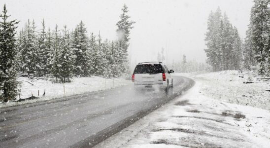 Les chutes de neige ferment trois routes a Castilla y