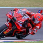 Marc Marquez bat son frere Alex et remporte la victoire