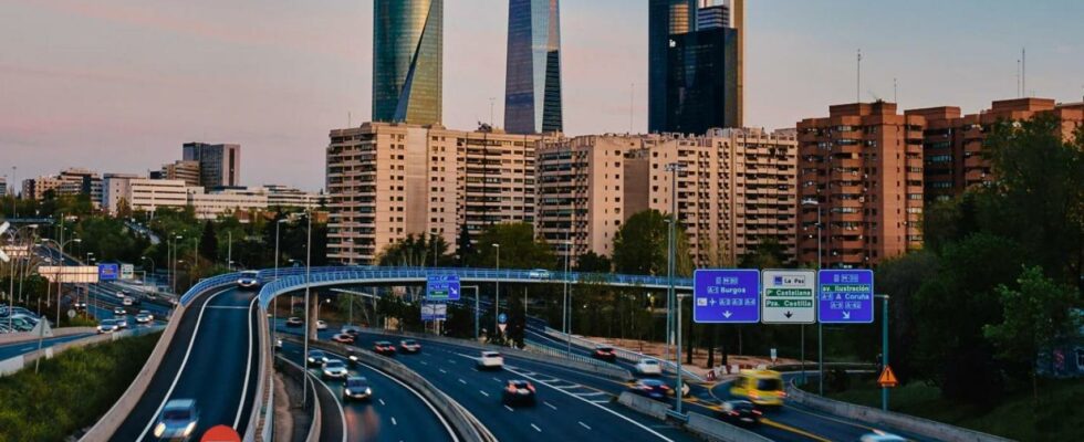 Signal GPS dans les tunnels un parc flottant et des