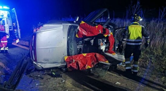 Un homme blesse apres etre sorti de la route et