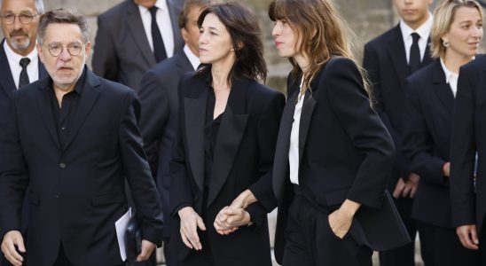 Charlotte Gainsbourg I am an orphan relive her moving tribute