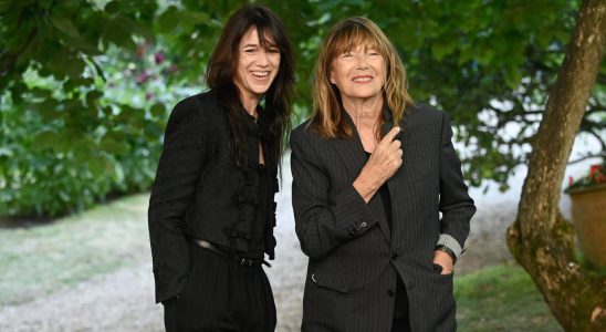 Charlotte Gainsbourg what was her relationship with her mother Jane