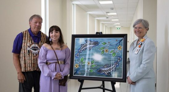 Health alliance unveils Indigenous art at Wallaceburg site