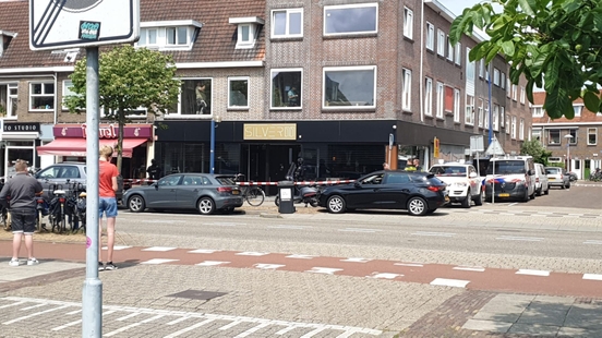 Heavily armed agents raid the furniture store on Amsterdamsestraatweg Utrecht