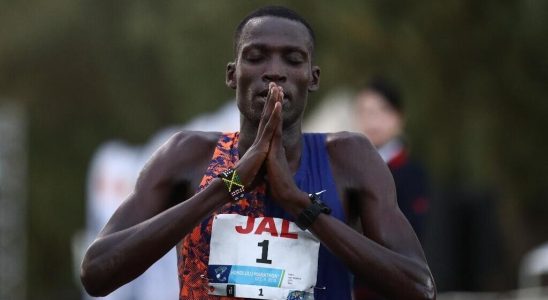 Kenyan marathon runner Titus Ekiru suspended for doping