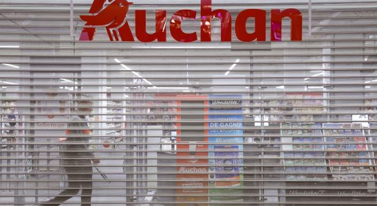 Mass distribution after Casino will Auchan be the new weak
