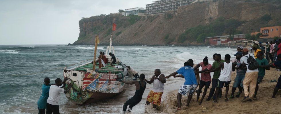 Migrant boat capsized off Senegal