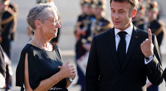 Reshuffle Emmanuel Macron 1 Elisabeth Borne 0