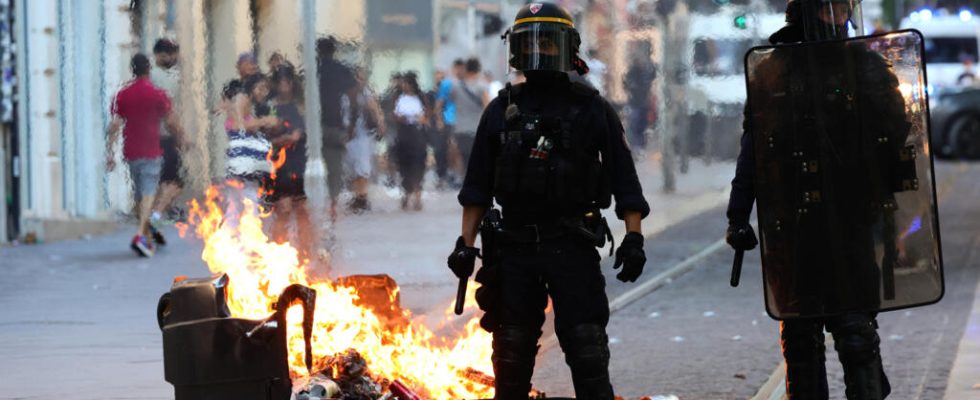 Riots in France four Marseille police officers indicted for violence