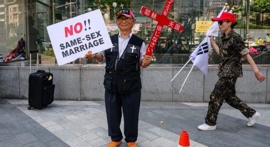 South Korea gay pride symbol of tensions between conservatives and