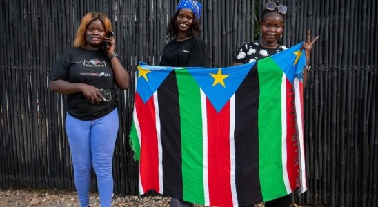 South Sudan celebrates its independence by pushing for peace