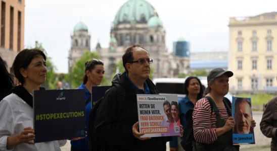 Supporters of German Iranian sentenced to death in Iran denounce Berlins