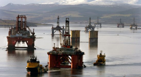 UK announces hundreds of new oil and gas licenses