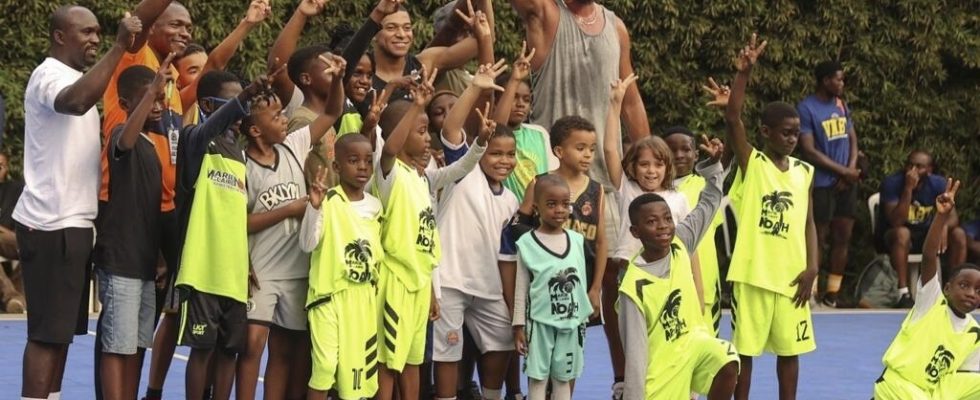 Visits basketball with Joakim Noah and future projects in Cameroon