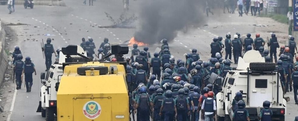 clashes between police and protesters opposed to the Prime Minister