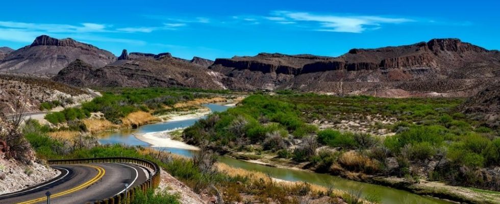 controversy over a proposed barrier on the Rio Grande to