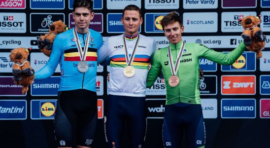 2023 World Cycling Championships van der Poel at the top