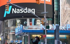 Digital Brands Group stock grouping to stay on the Nasdaq