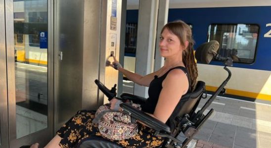 Disabled Annemarie was stuck at Houten station due to a