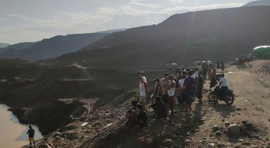 Dozens dead in landslide at jade mine