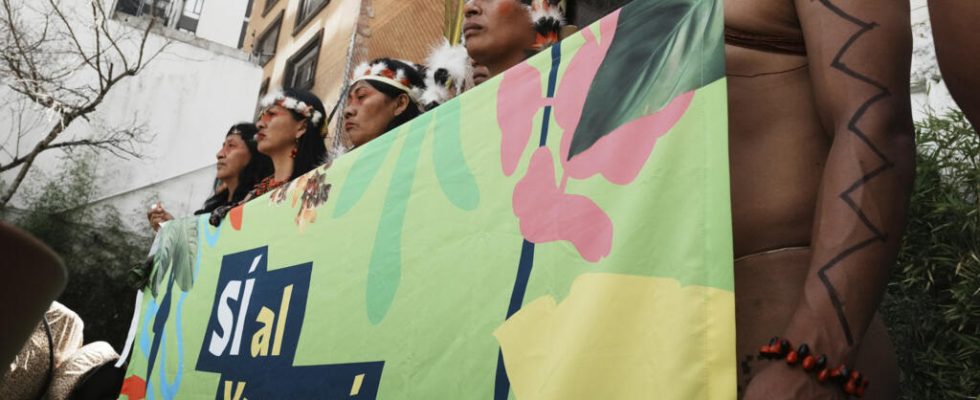 Ecuadorians approve shutdown of iconic oil field in Amazon reserve