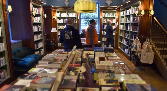 From Tokyo to Beirut the agony of French bookstores abroad