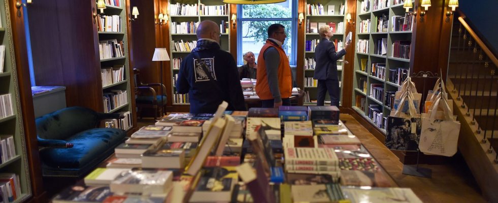 From Tokyo to Beirut the agony of French bookstores abroad