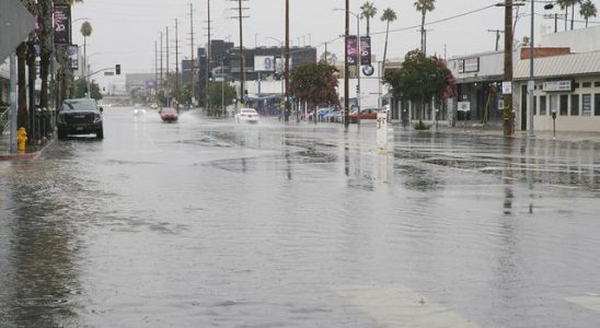 Hit Mexico and the USA Death toll rises in Storm