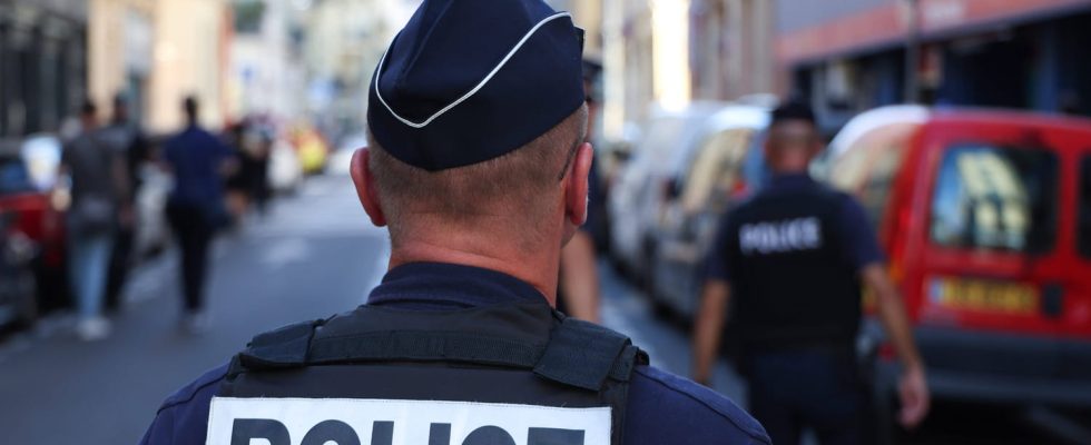 Marseille a pensioner with his throat cut following suspicions of