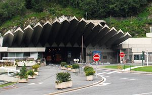 Passes closed work on the Mont Blanc tunnel is being