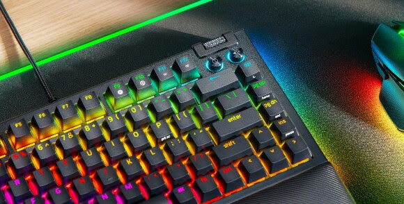 Razer Blackwidow V4 75 model announced