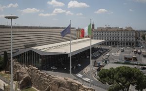Roma Termini new seats to improve the comfort of travellers