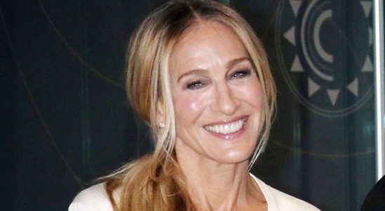 Sarah Jessica Parker never makes up her complexion here is