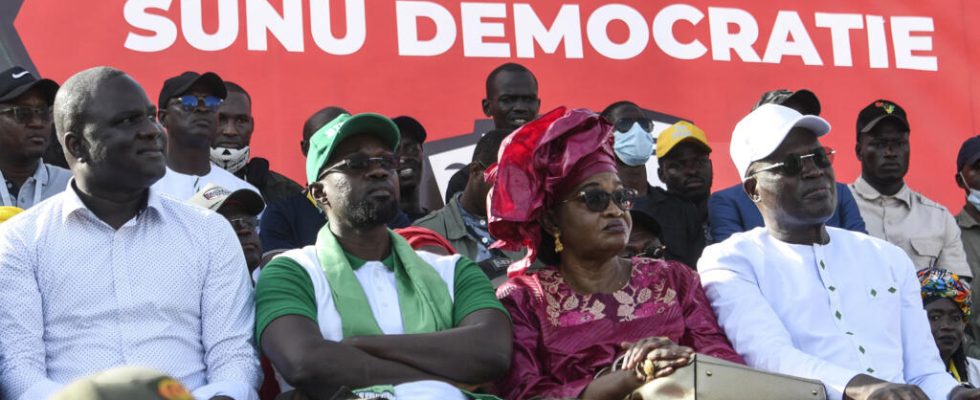 Senegal the opposition coalition records its break with the Taxawu