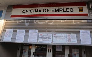 Spain unemployment down in July New historic low in the
