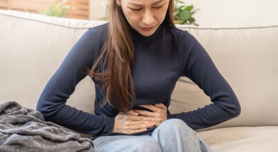 Stomach ulcer symptoms how does it start
