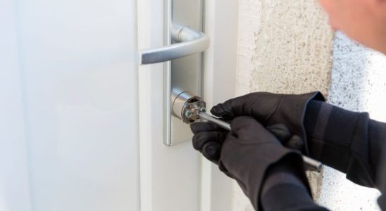 Thanks to this new trick burglars will know if you