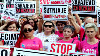 Thousands of Bosnians demonstrated against the violence