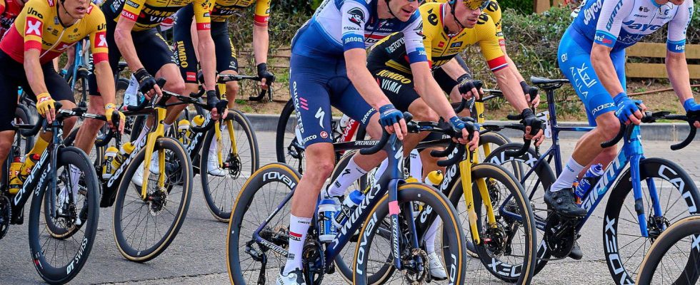 Vuelta 2023 Vingegaard Evenepoel and Roglic present Dates entries profile