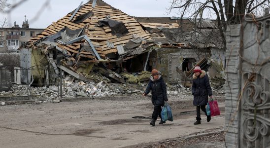 War in Ukraine Russian bomb hits blood transfusion center