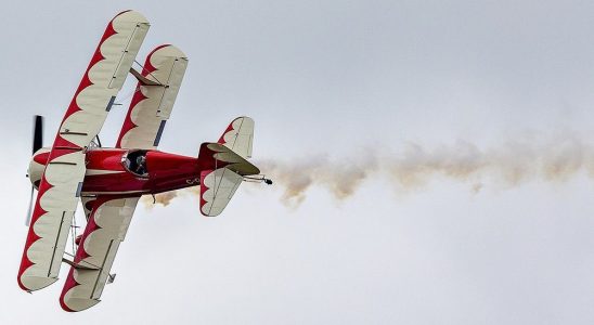 Wings and Wheels Charity Show attracts thousands to Brantford airport