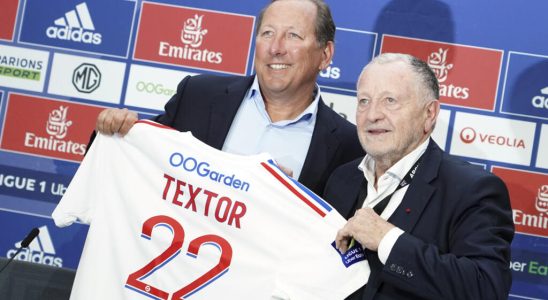 the rag burns in Lyon between ex president Aulas and the