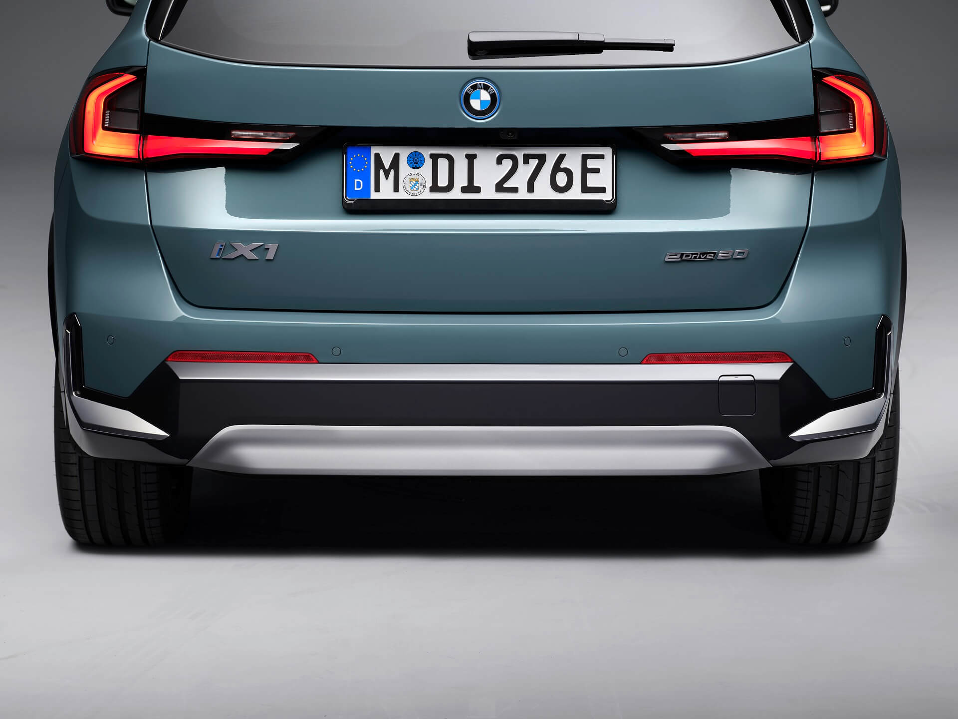 1693911869 786 BMW unveils its cheapest electric SUV ever iX1 eDrive20