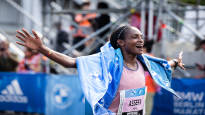 A crushing world record run at the marathon New ME
